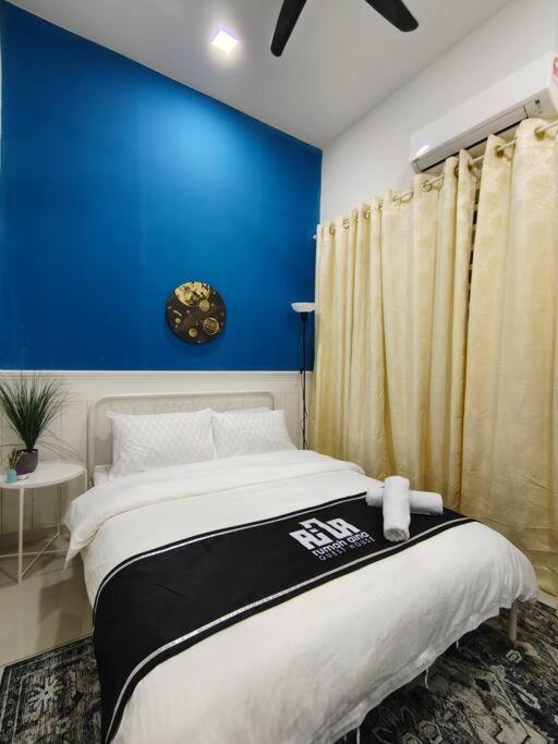 Rumah Aina Homestay Bukit Changgang Private Pool Kampong Melot Buitenkant foto